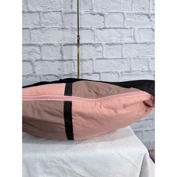 FREE PEOPLE MOVEMENT The Narrow Sling Bag NEW - Picture 10 of 11